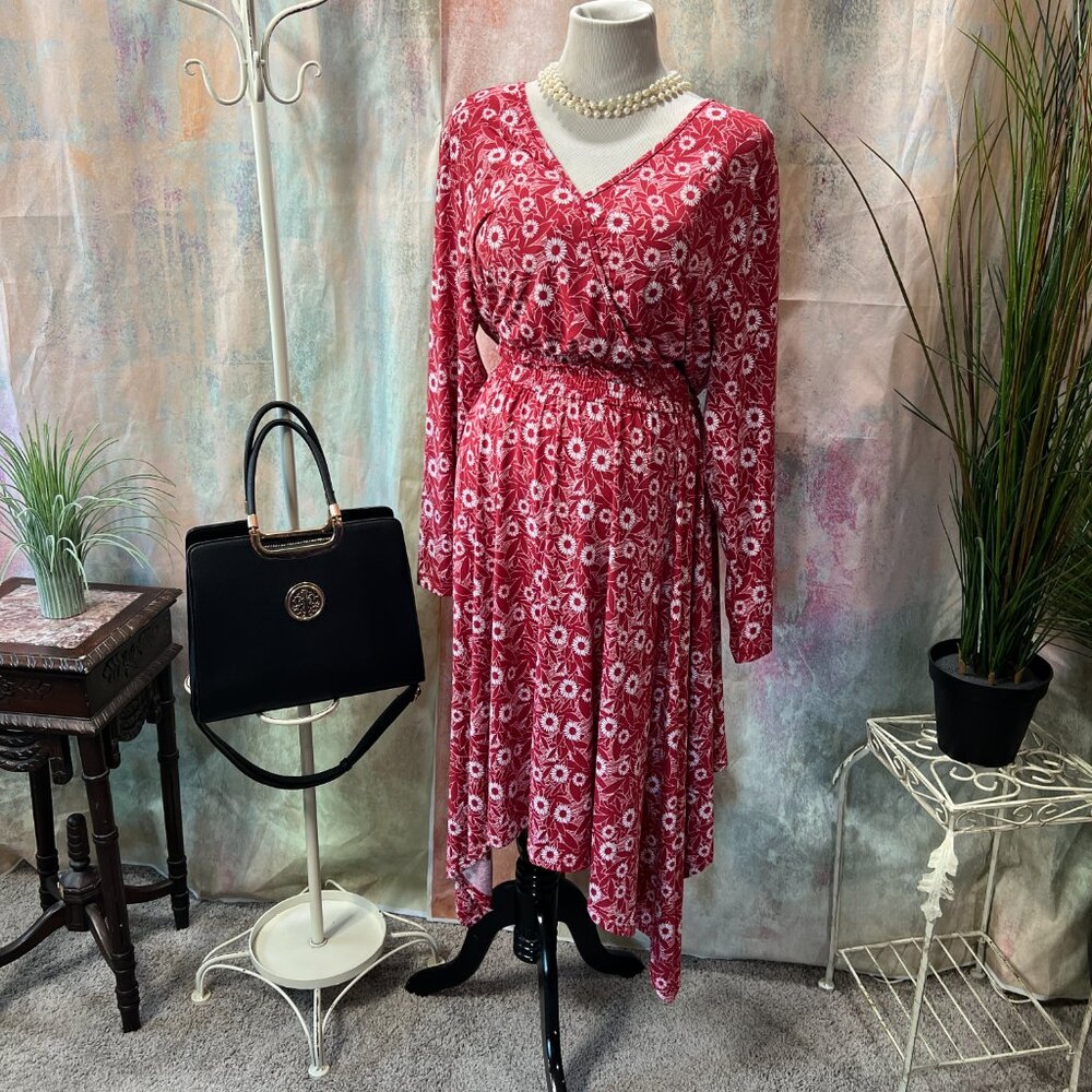 NWOT📌 Rainbow Asymmetrical Floral Design Dress with Elastic Waistline
